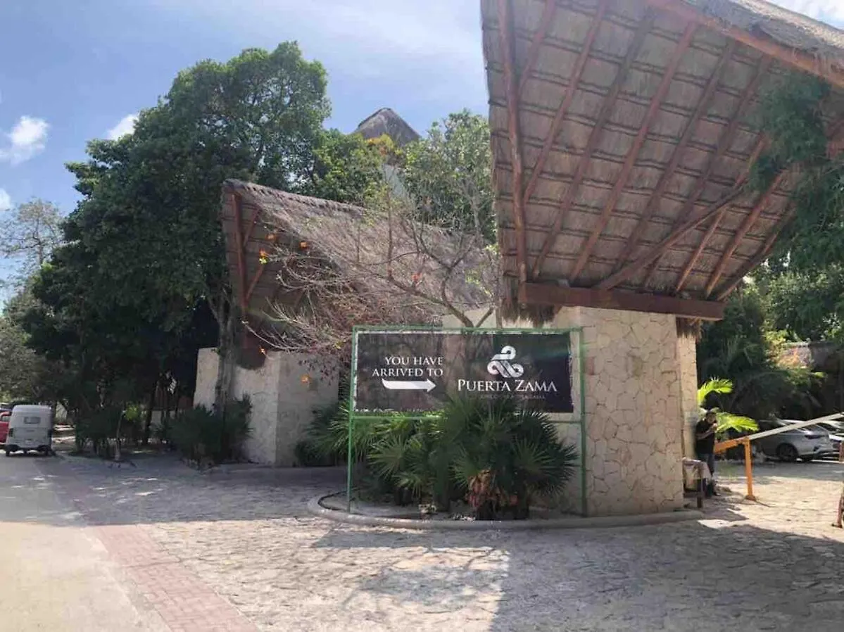 Spacious Penthouse With Private Rooftop & Jacuzzi Tulum
