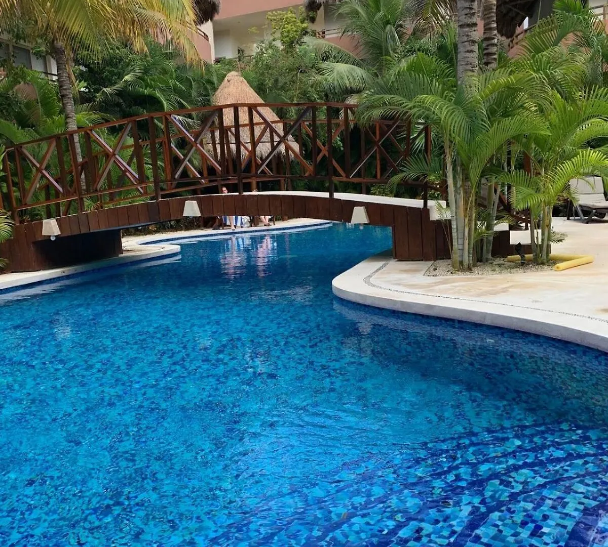 Spacious Penthouse With Private Rooftop & Jacuzzi Tulum Apartment